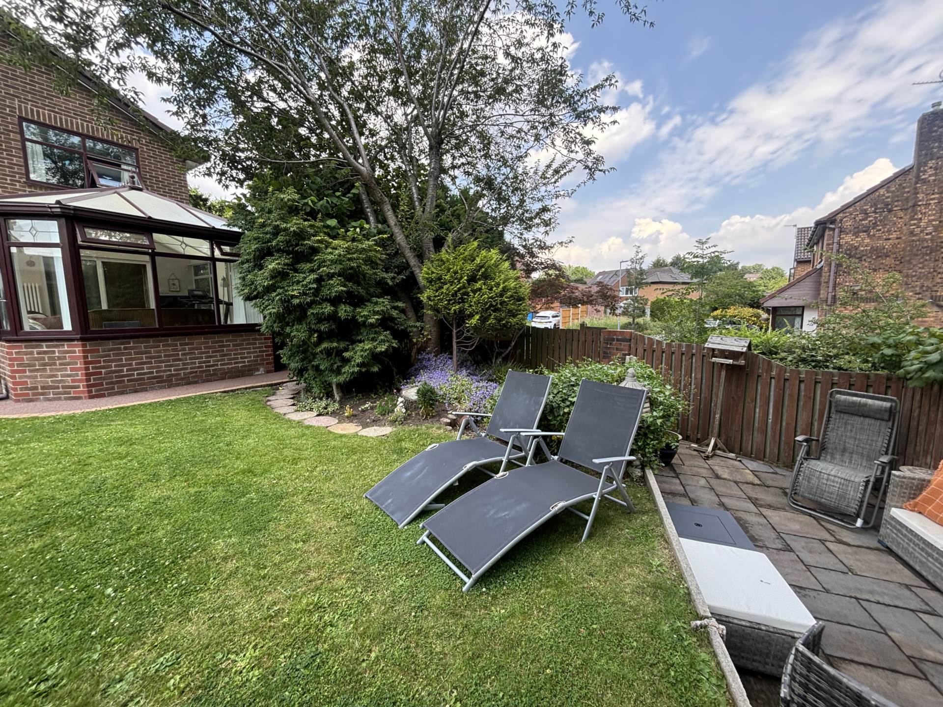 18 Rowanwood, Oldham, Image 33
