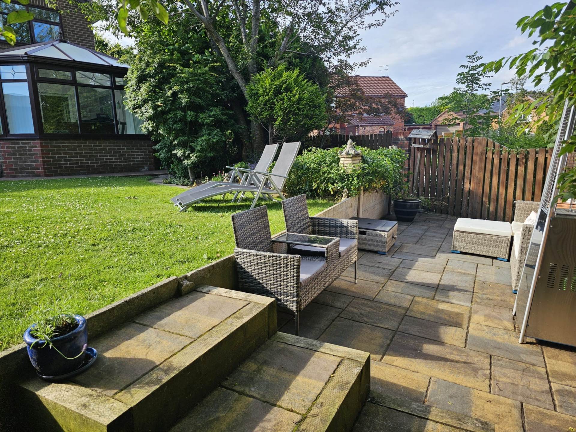 18 Rowanwood, Oldham, Image 35