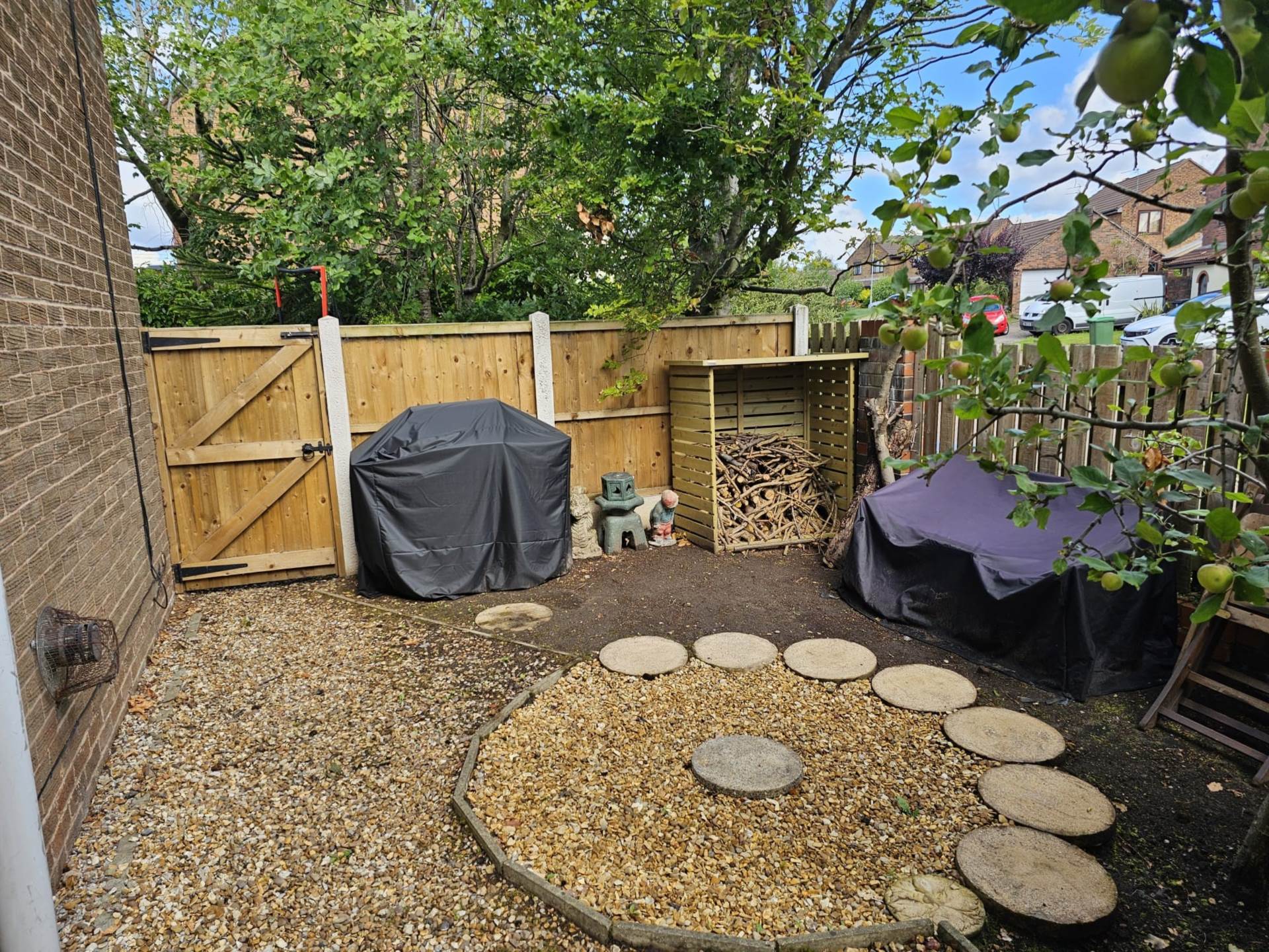 18 Rowanwood, Oldham, Image 38