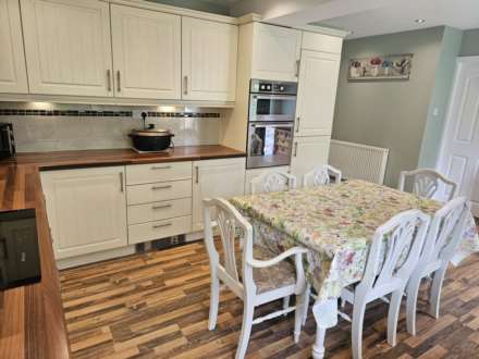 18 Rowanwood, Oldham, Image 15