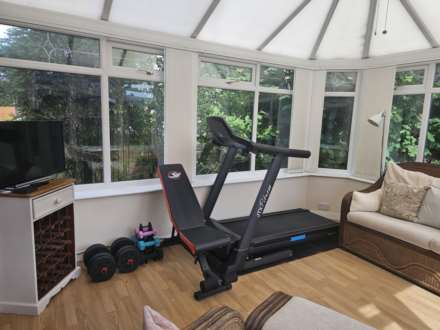 18 Rowanwood, Oldham, Image 18