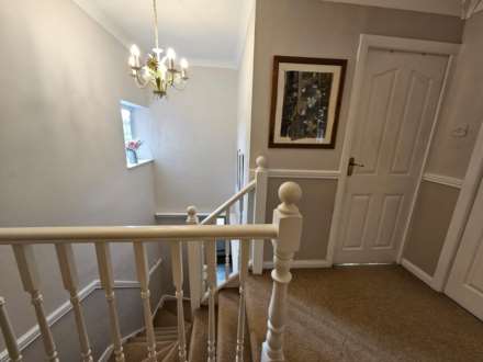 18 Rowanwood, Oldham, Image 20