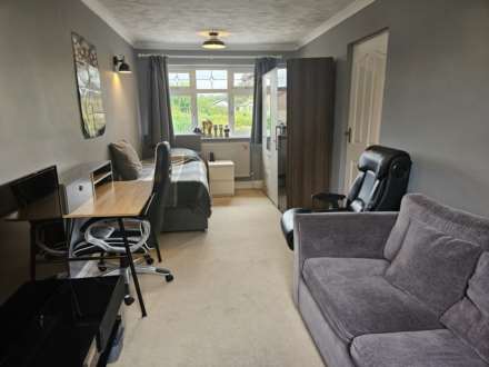 18 Rowanwood, Oldham, Image 24