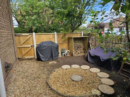 18 Rowanwood, Oldham, Image 38