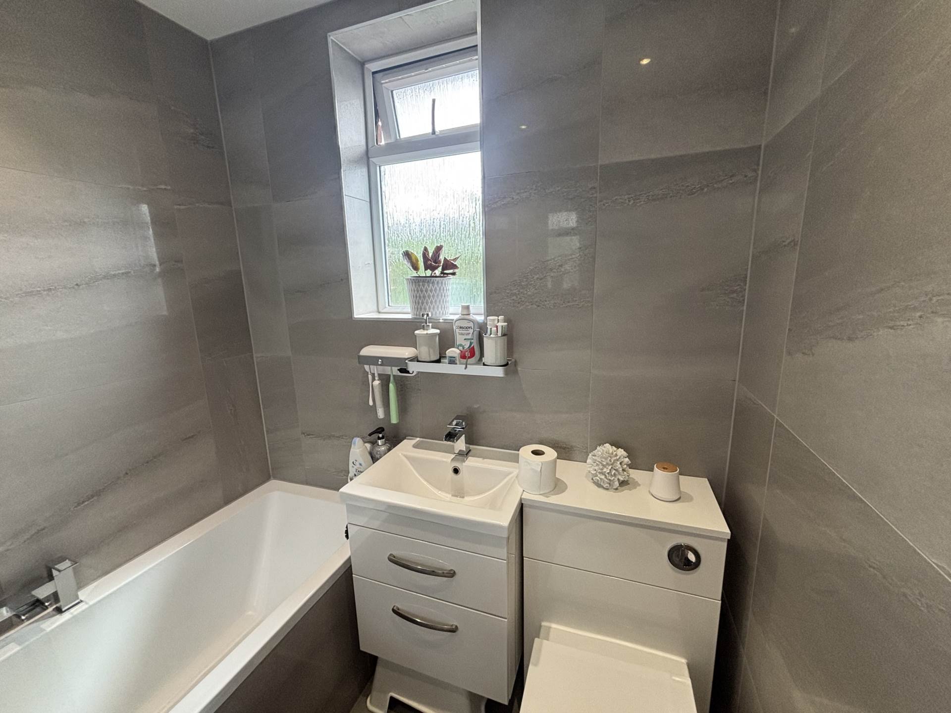46 Eustace Street, Oldham, Image 21