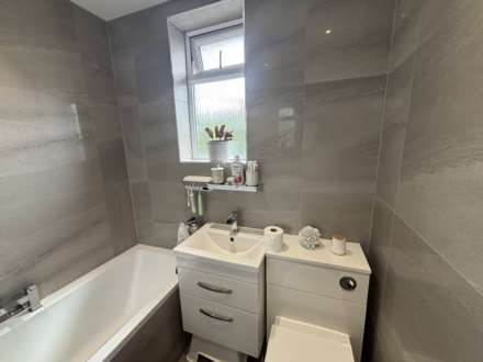 46 Eustace Street, Oldham, Image 21