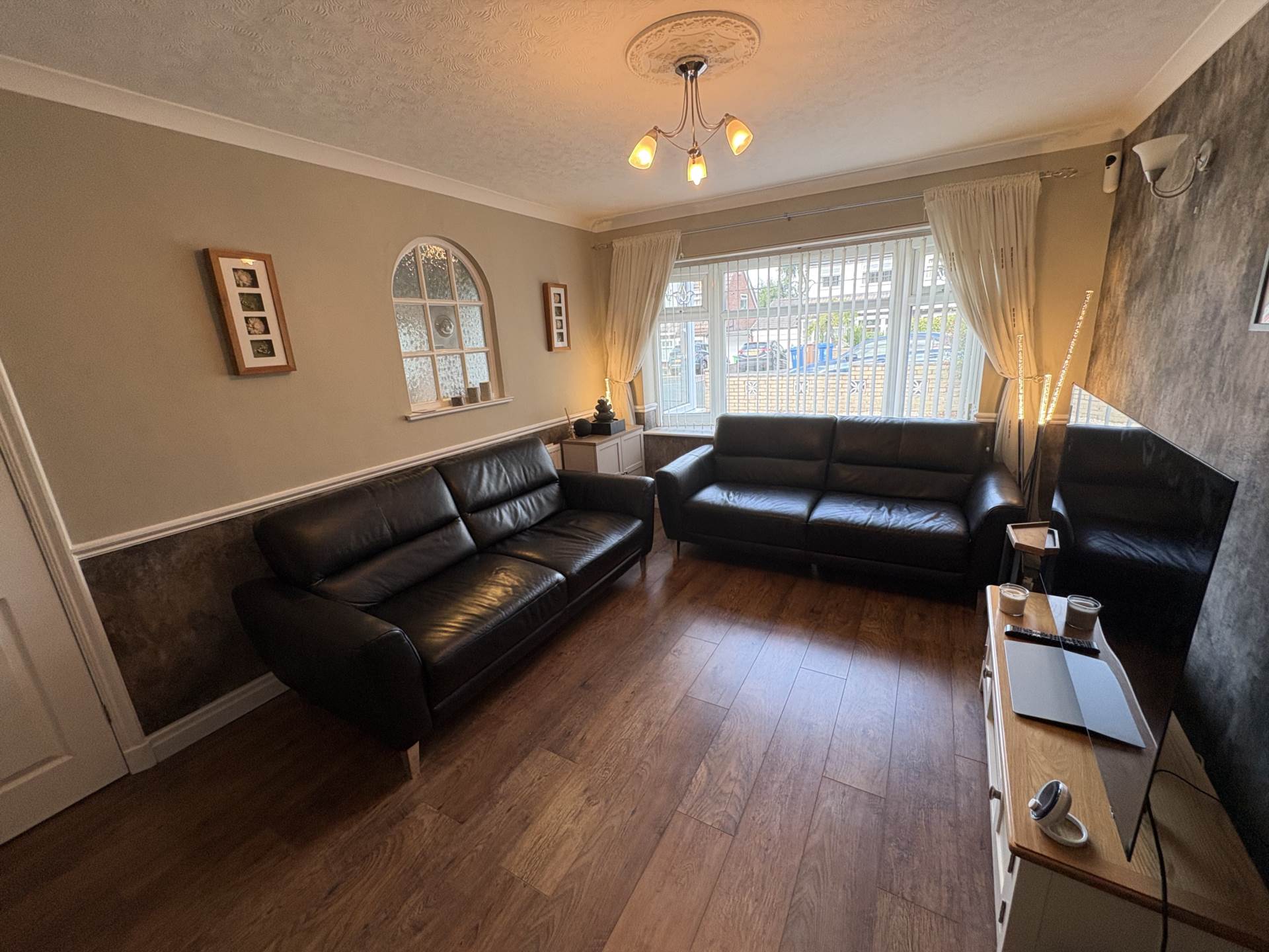 34 Hereford Way, Manchester, M24 2WN, Image 5