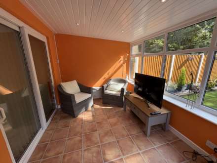 34 Hereford Way, Manchester, M24 2WN, Image 12