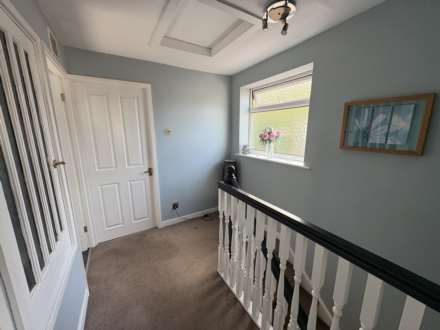 34 Hereford Way, Manchester, M24 2WN, Image 13