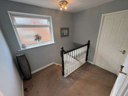 34 Hereford Way, Manchester, M24 2WN, Image 14