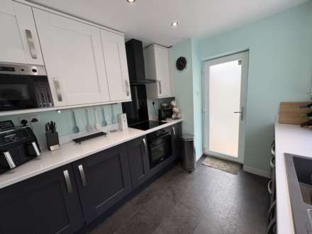 34 Hereford Way, Manchester, M24 2WN, Image 8