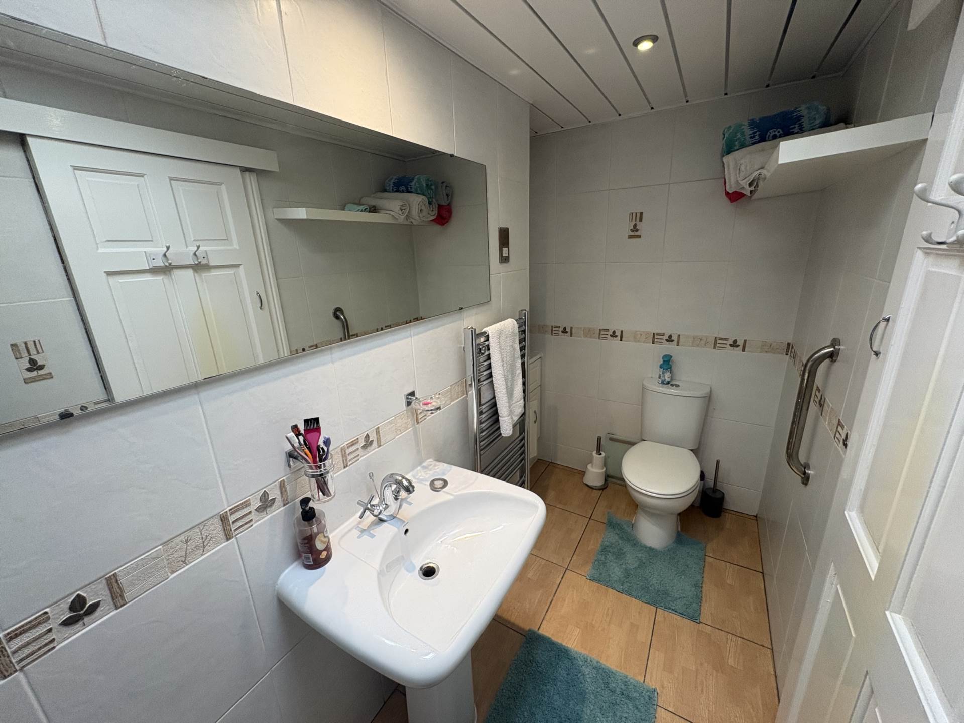 17 Ribble Avenue, Oldham, Image 16