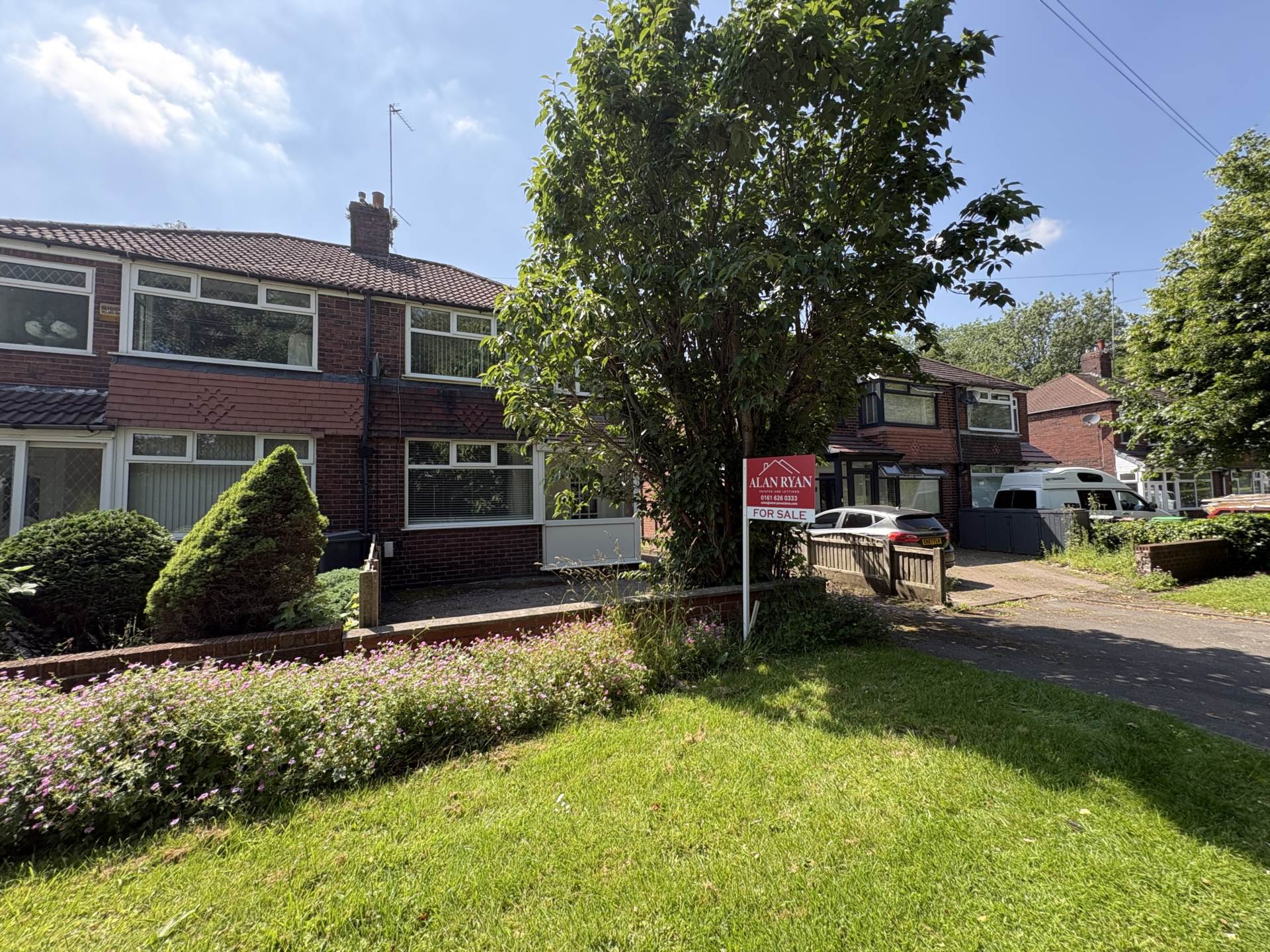 Foxdenton Lane, Oldham, Image 1