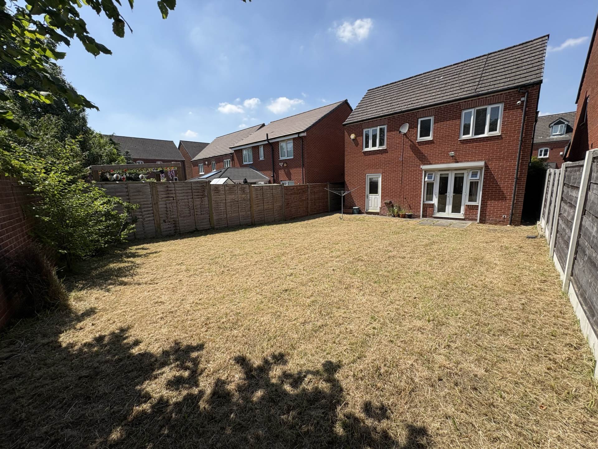 36 North Dene Park, Chadderton, OL9 9JN, Image 3