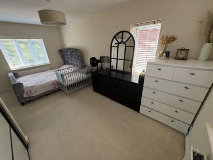 36 North Dene Park, Chadderton, OL9 9JN, Image 12