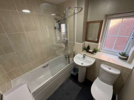 36 North Dene Park, Chadderton, OL9 9JN, Image 22