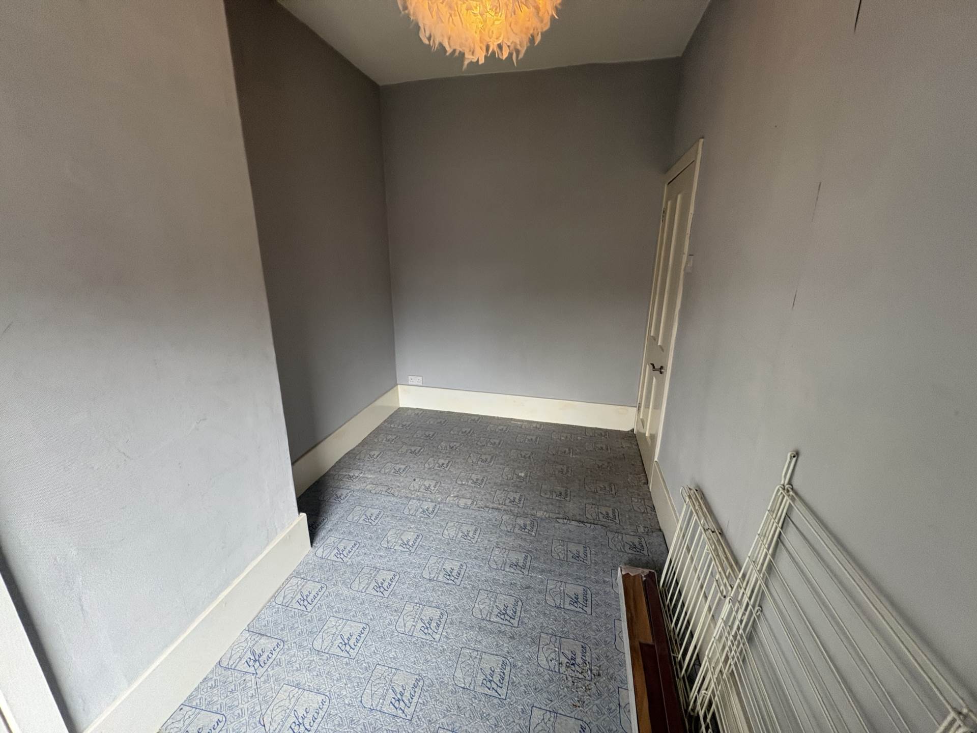 181 Burnley Lane, Oldham, Image 15