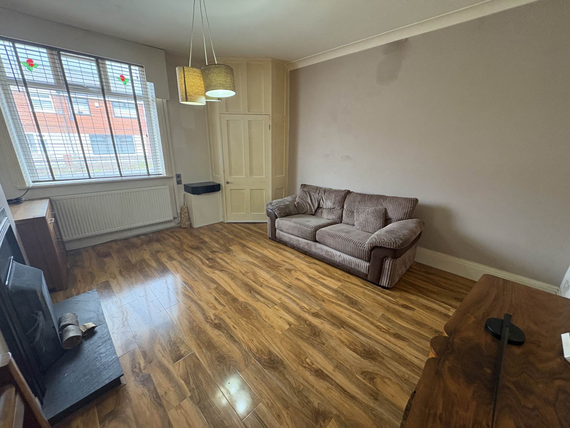 181 Burnley Lane, Oldham, Image 5