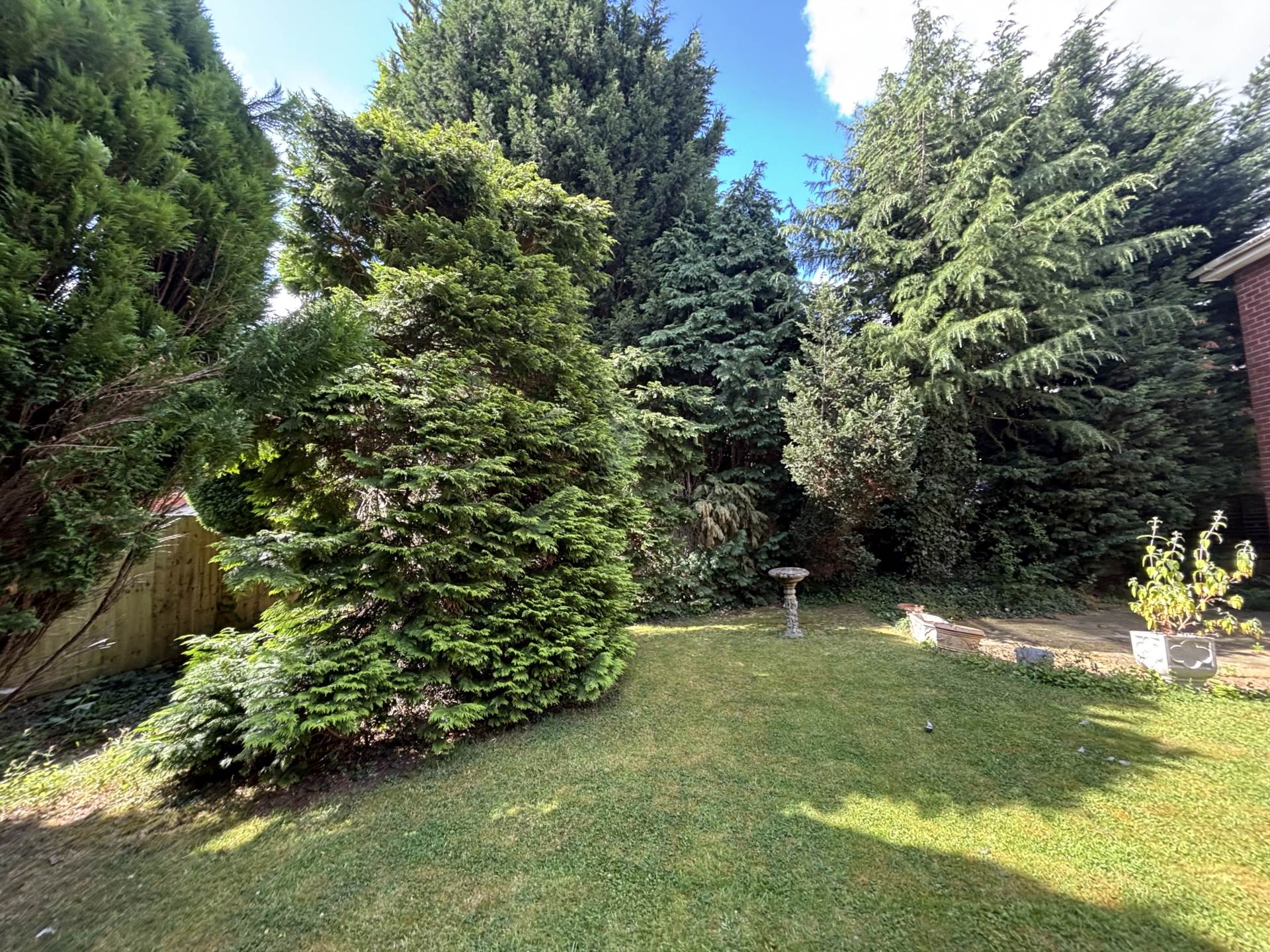 64 Saint Georges Square, Oldham, Image 24