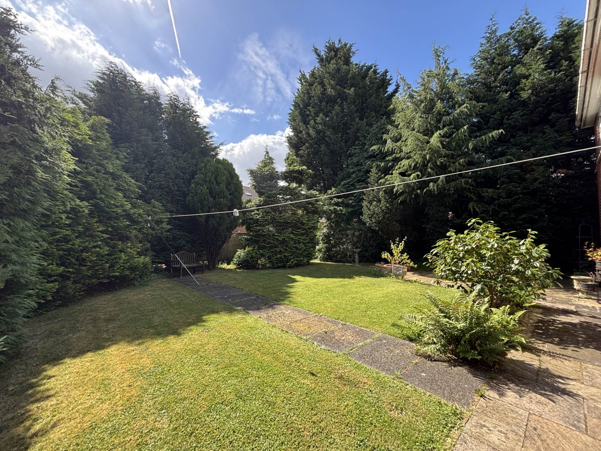 64 Saint Georges Square, Oldham, Image 27