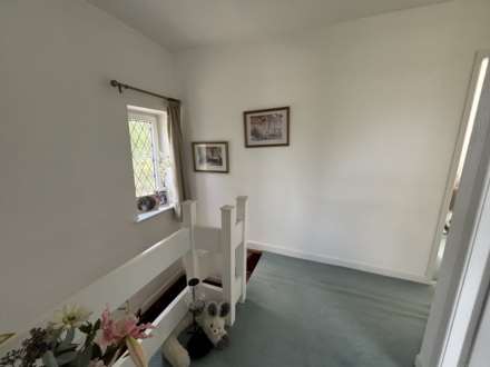 64 Saint Georges Square, Oldham, Image 12