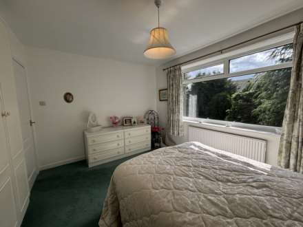 64 Saint Georges Square, Oldham, Image 18