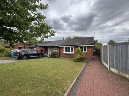 2 Violet Way, Middleton