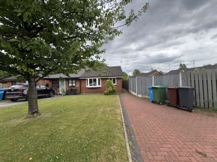 2 Violet Way, Middleton, Image 2