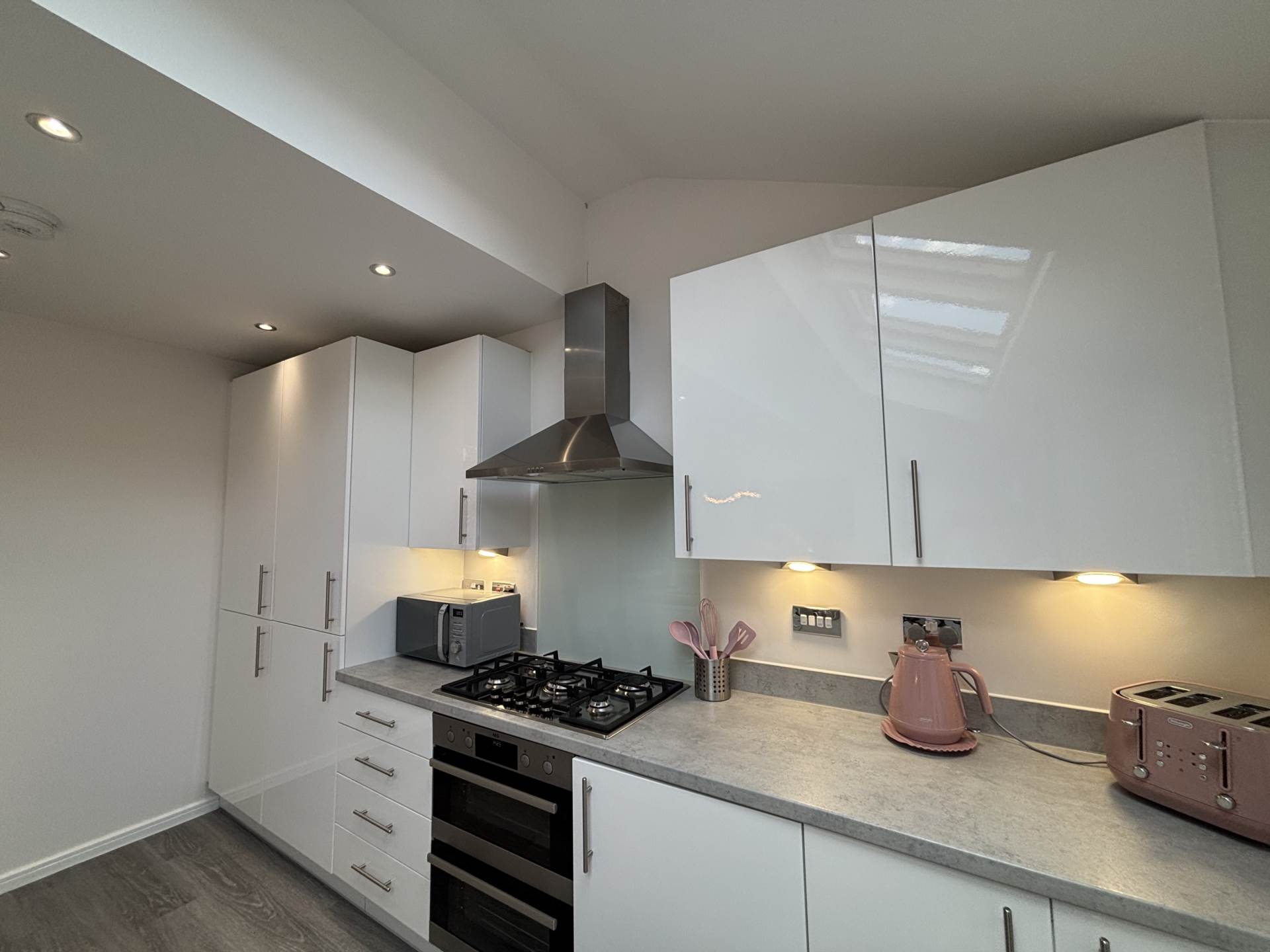 36 Watermill Avenue, Chadderton, Image 10