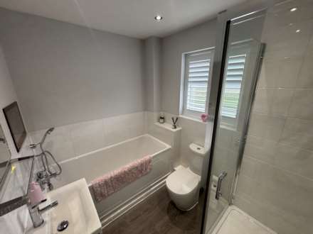 36 Watermill Avenue, Chadderton, Image 20