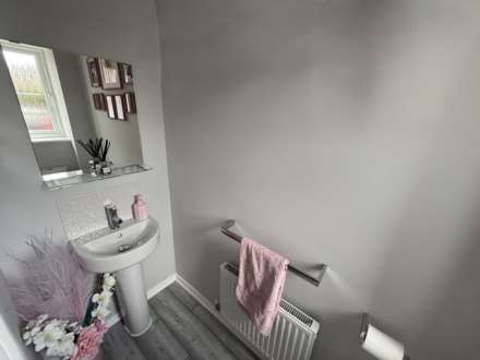 36 Watermill Avenue, Chadderton, Image 7
