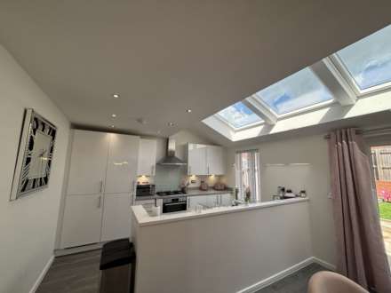 36 Watermill Avenue, Chadderton, Image 9