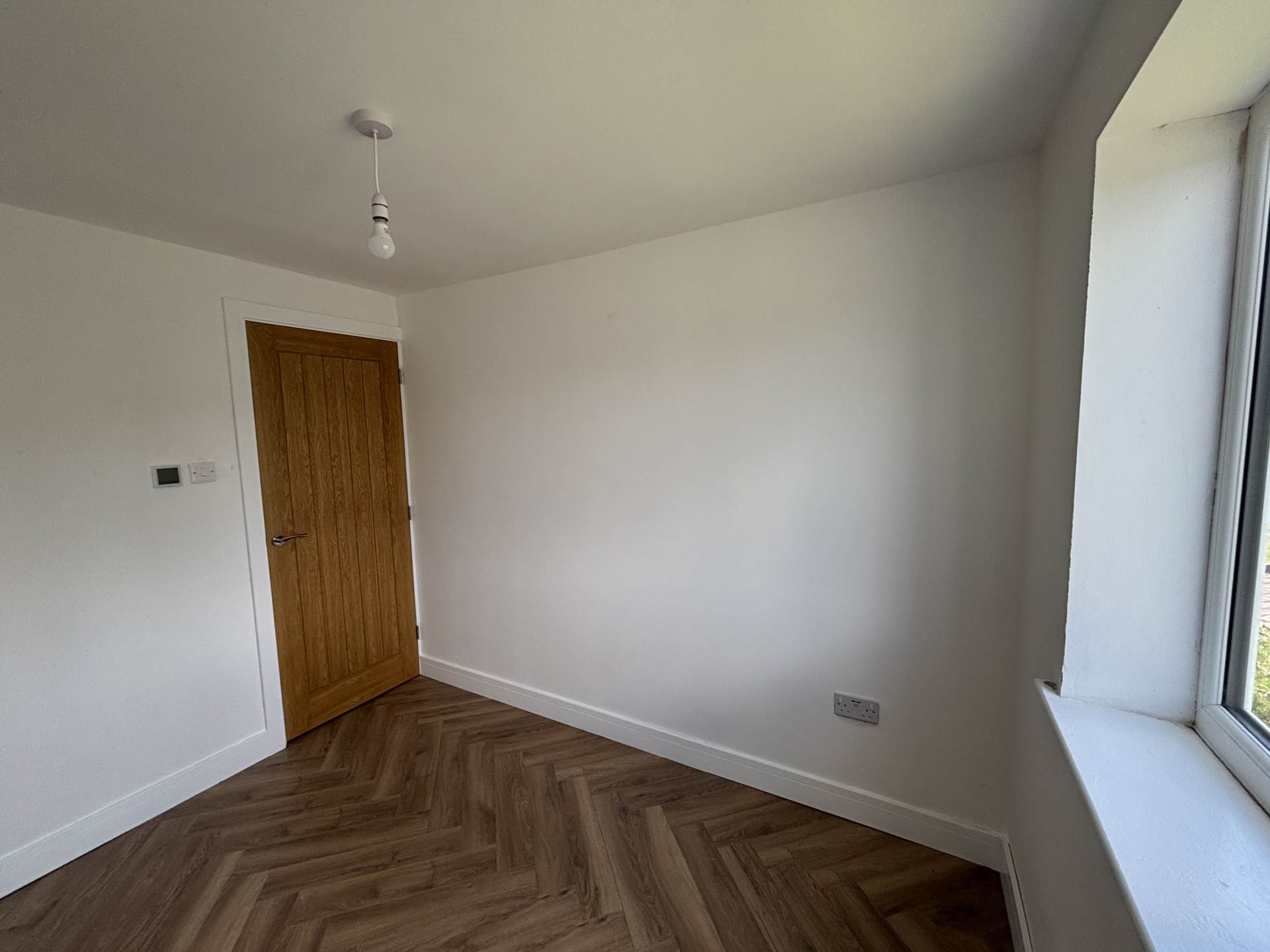 2 Tulip Close, Chadderton, Image 10