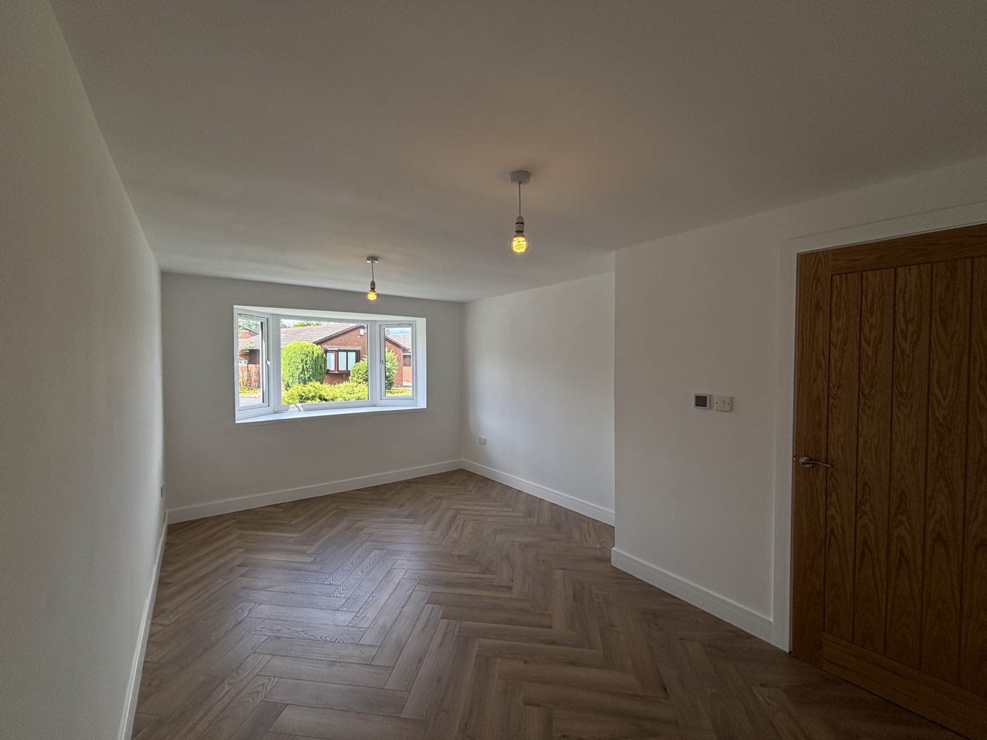 2 Tulip Close, Chadderton, Image 7