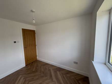 2 Tulip Close, Chadderton, Image 10