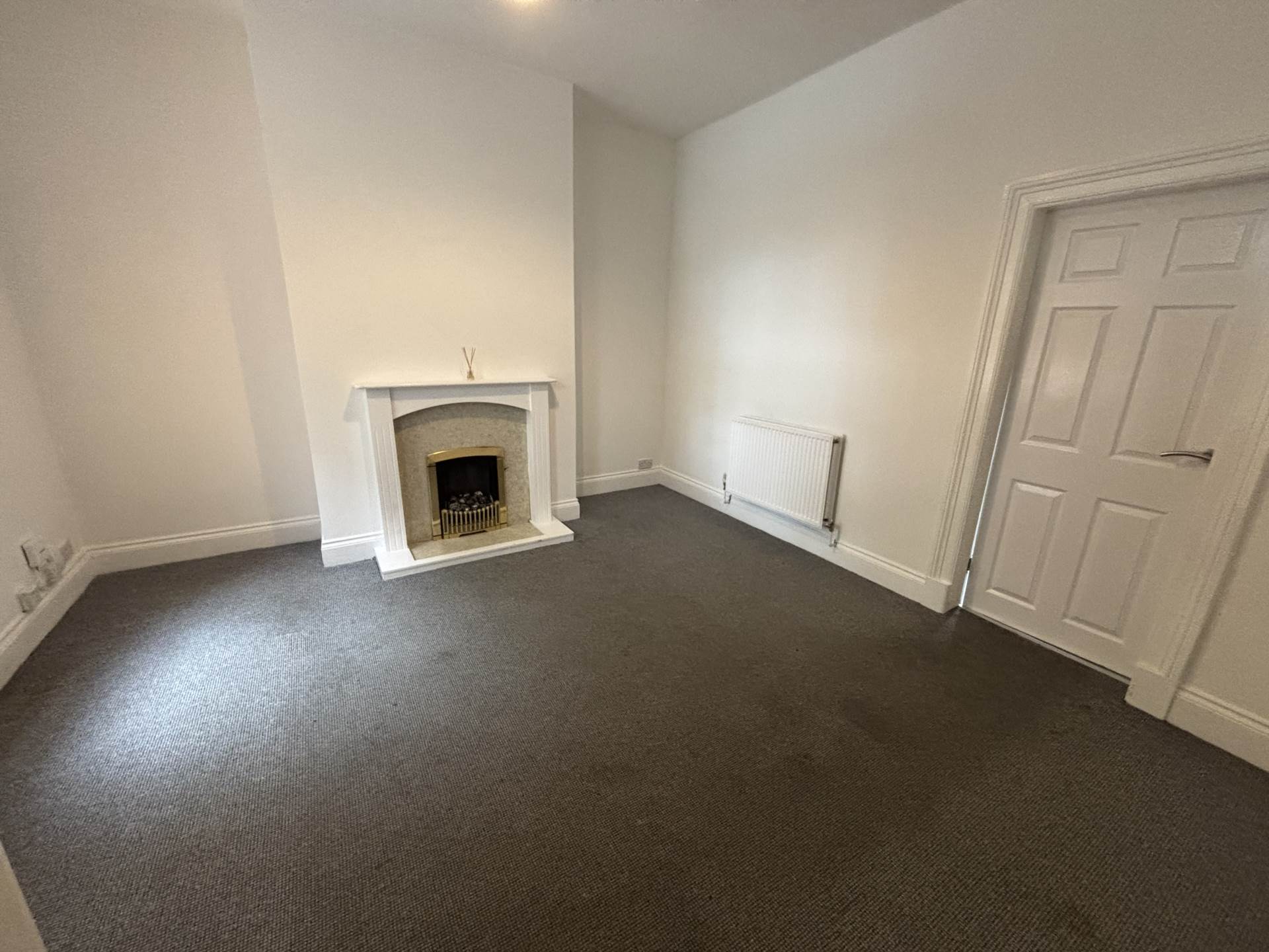 35 Robinson Street, Chadderton, Oldham, OL9 8QS, Image 3