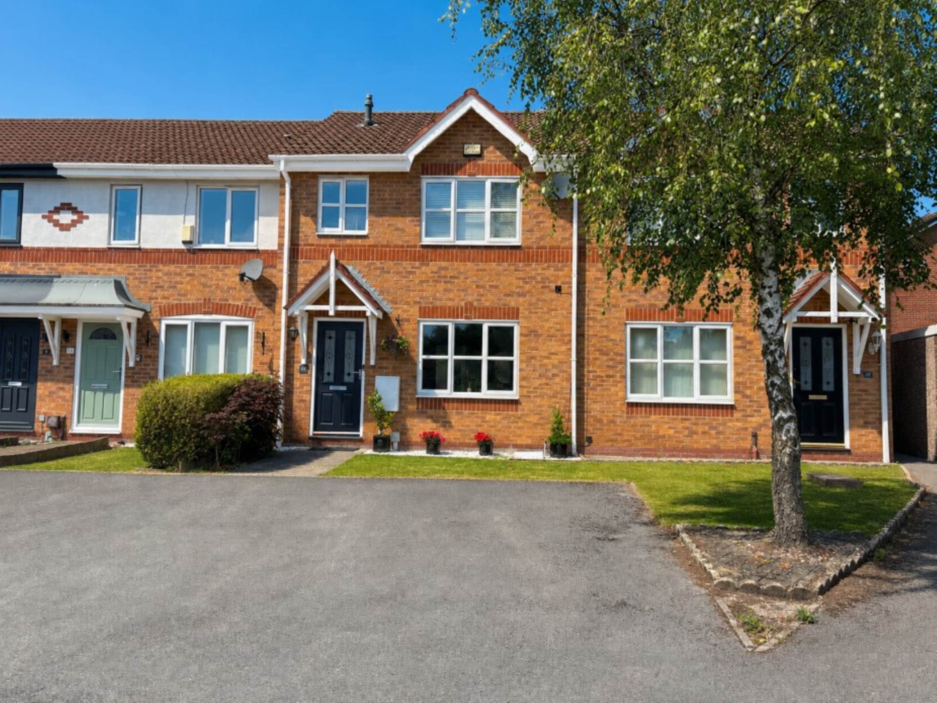 15 Alasdair Close, Chadderton, Image 1