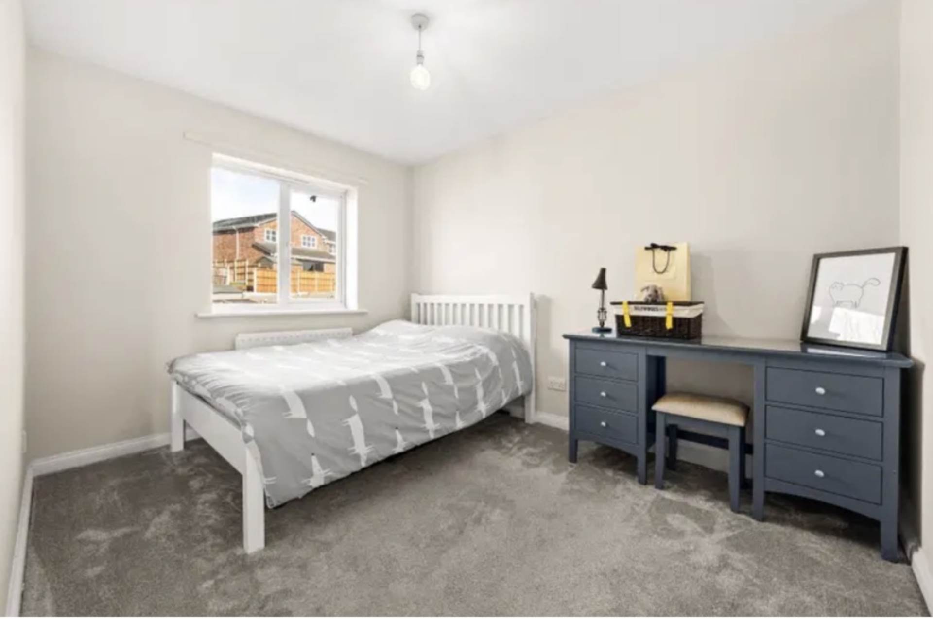 15 Alasdair Close, Chadderton, Image 12