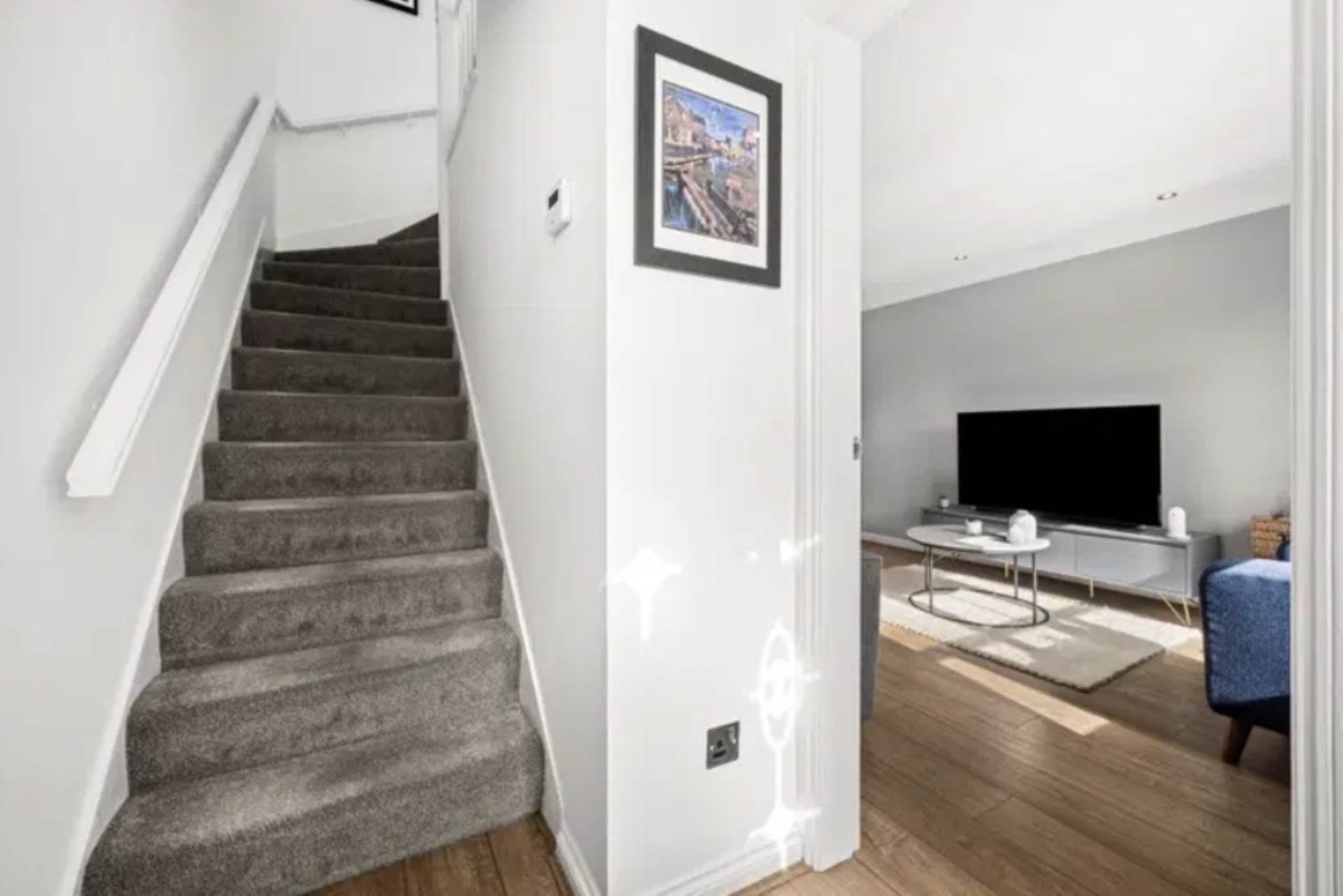 15 Alasdair Close, Chadderton, Image 2