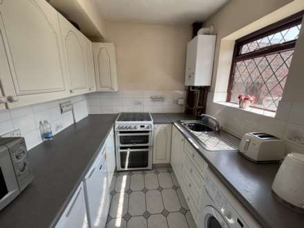 Perth Avenue, Oldham, Image 4