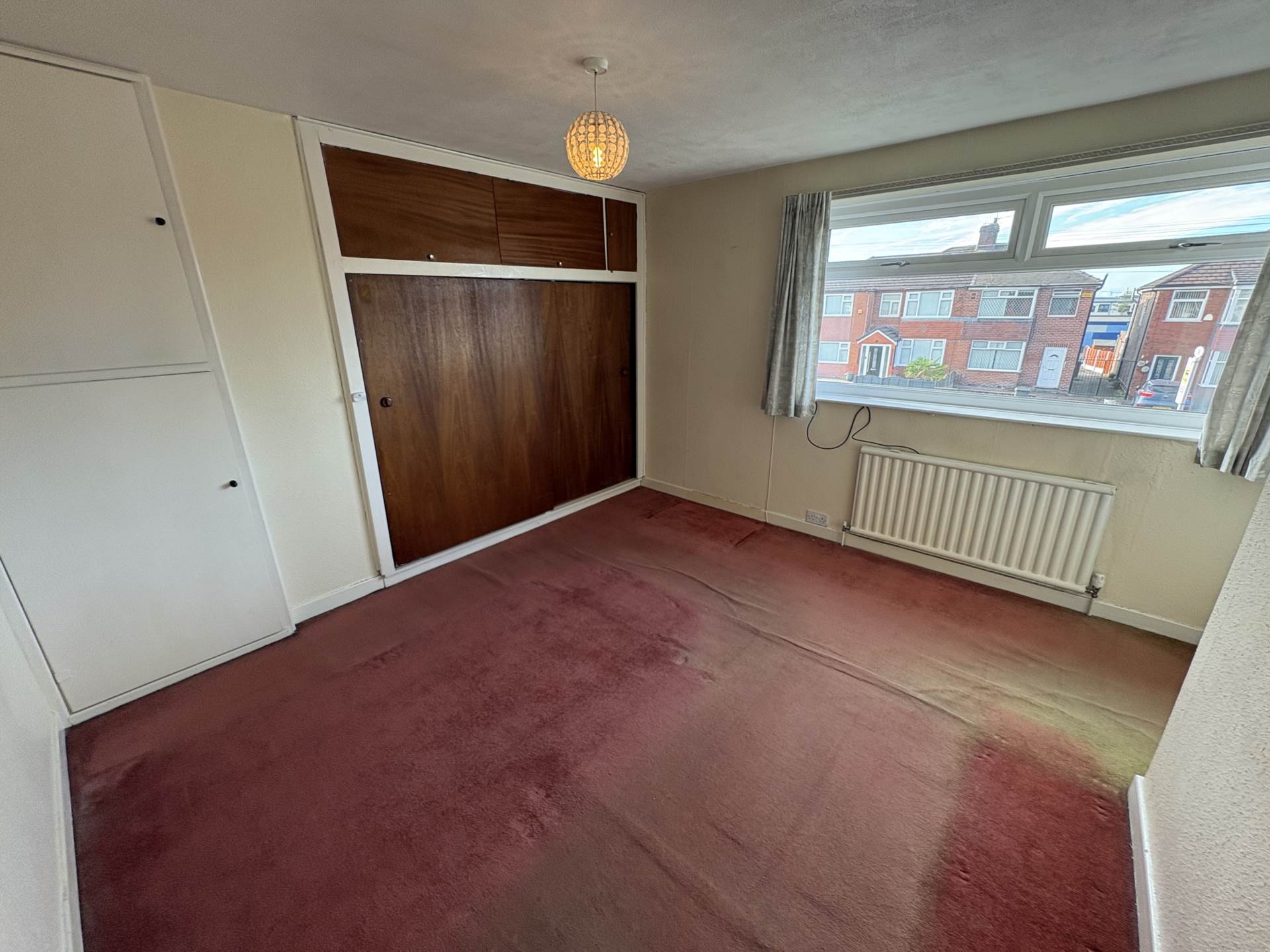 529 Foxdenton Lane, Oldham, OL9 9QS, Image 11