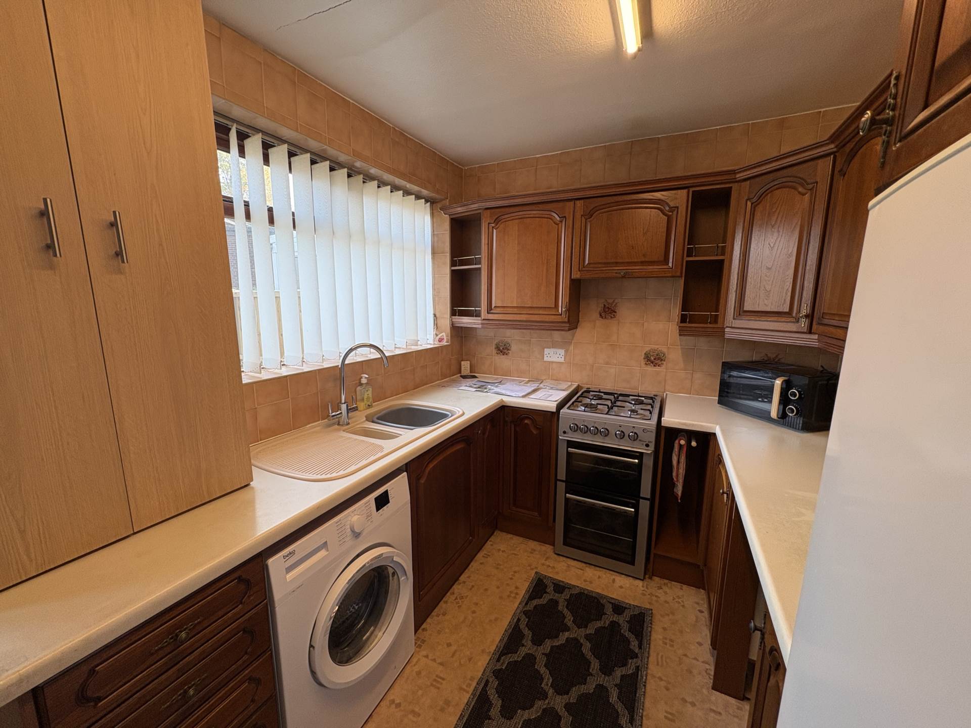 529 Foxdenton Lane, Oldham, OL9 9QS, Image 6