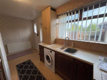 529 Foxdenton Lane, Oldham, OL9 9QS, Image 7