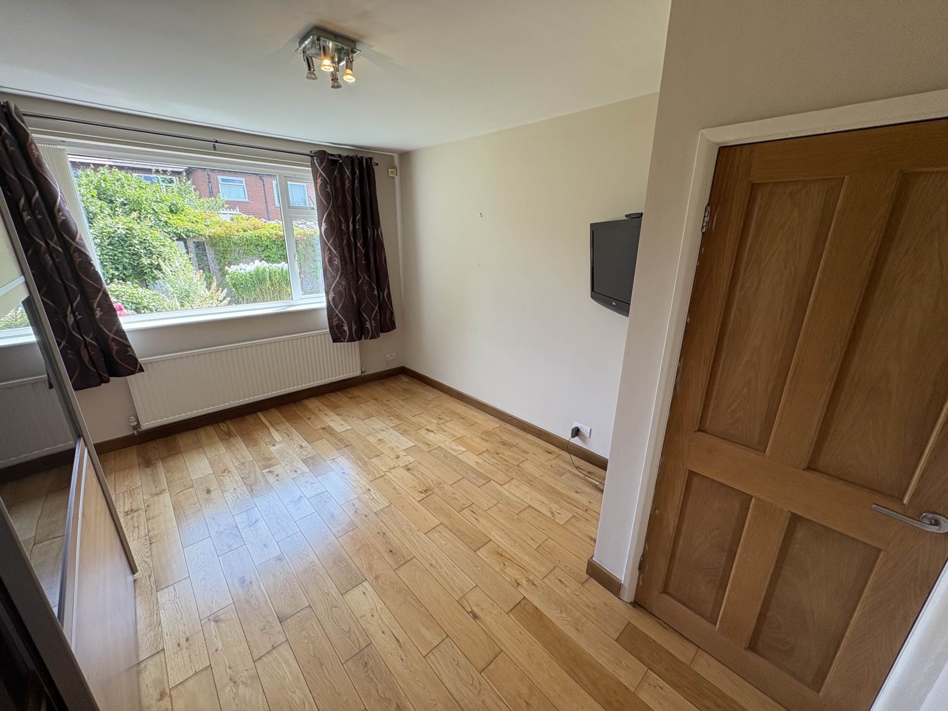 24 Merton Grove, Oldham, Image 11