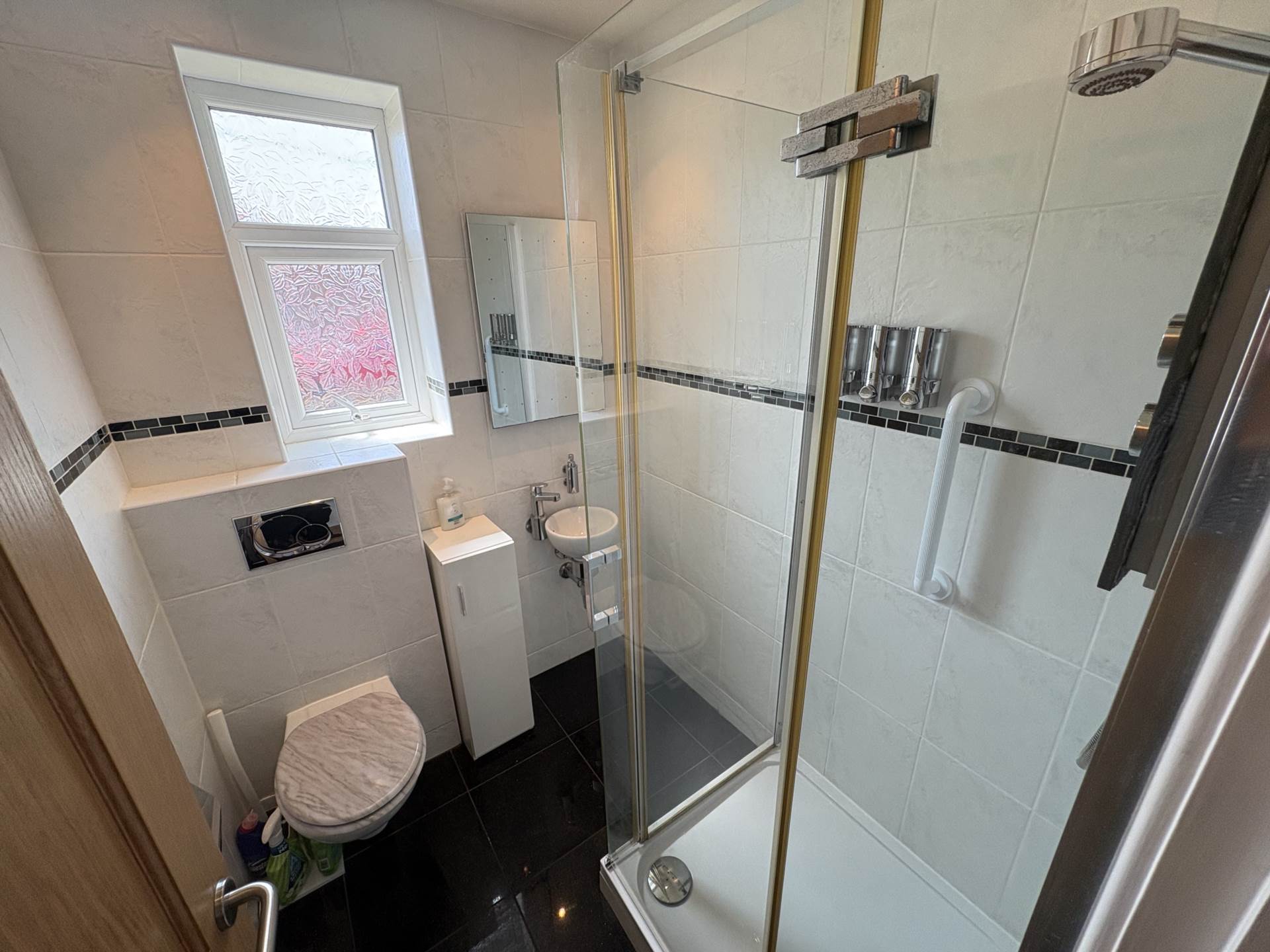 24 Merton Grove, Oldham, Image 12