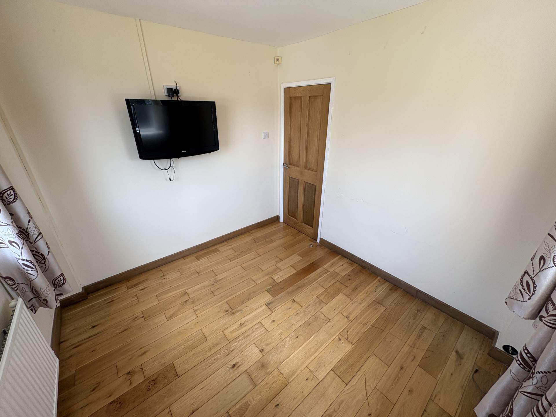 24 Merton Grove, Oldham, Image 8