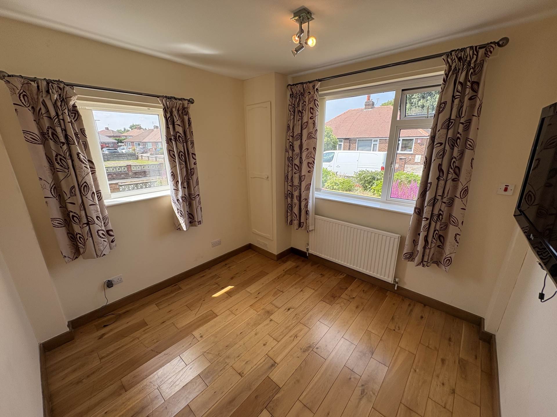 24 Merton Grove, Oldham, Image 9