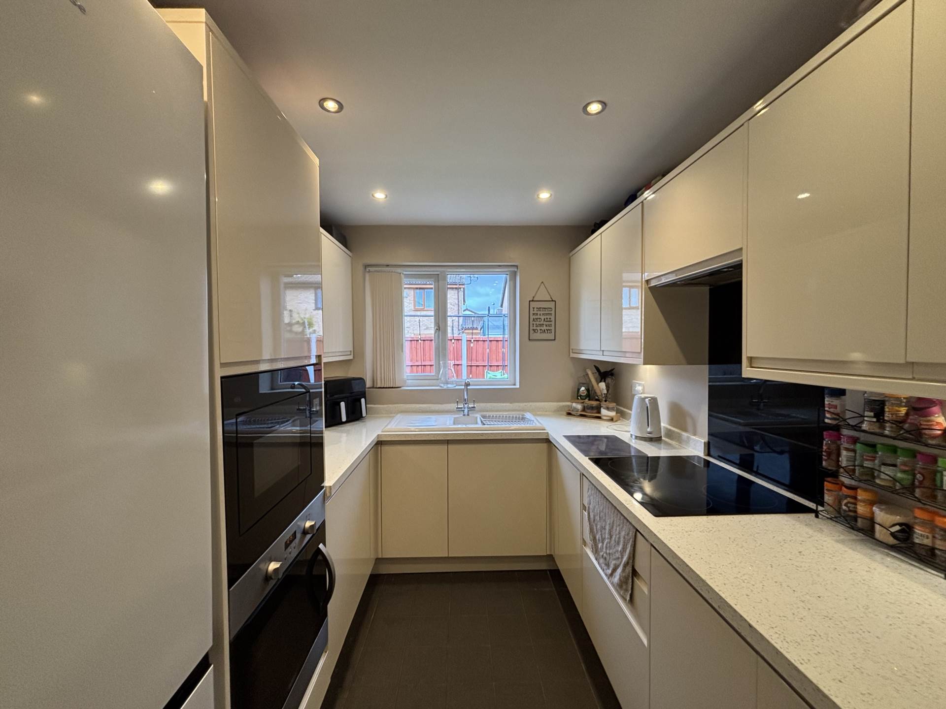 7 Cherrywood, Oldham, OL9 9TX, Image 8