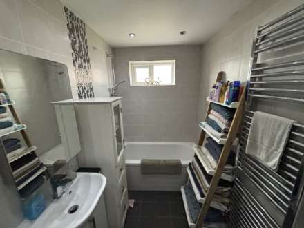 7 Cherrywood, Oldham, OL9 9TX, Image 12
