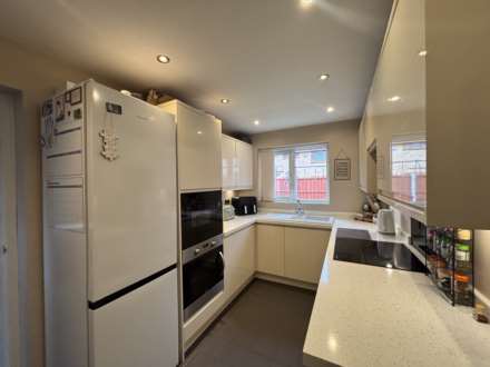 7 Cherrywood, Oldham, OL9 9TX, Image 3